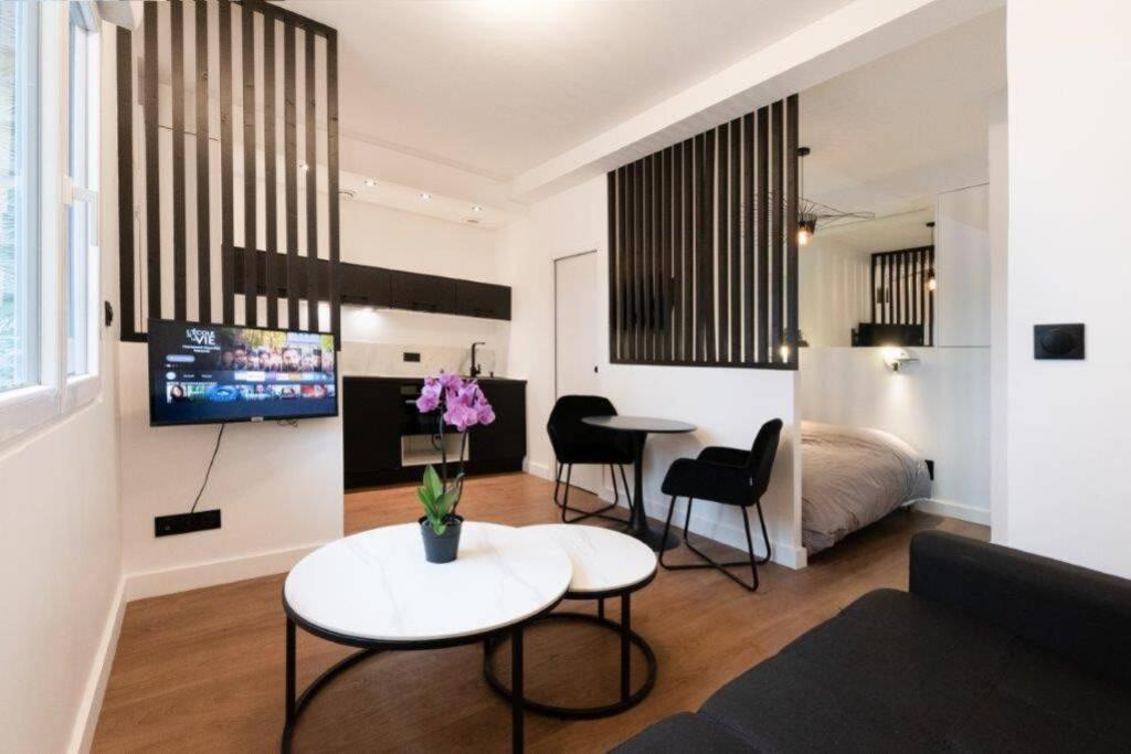 Studio Le Medicis - 4 Apartment รูออง ภายนอก รูปภาพ